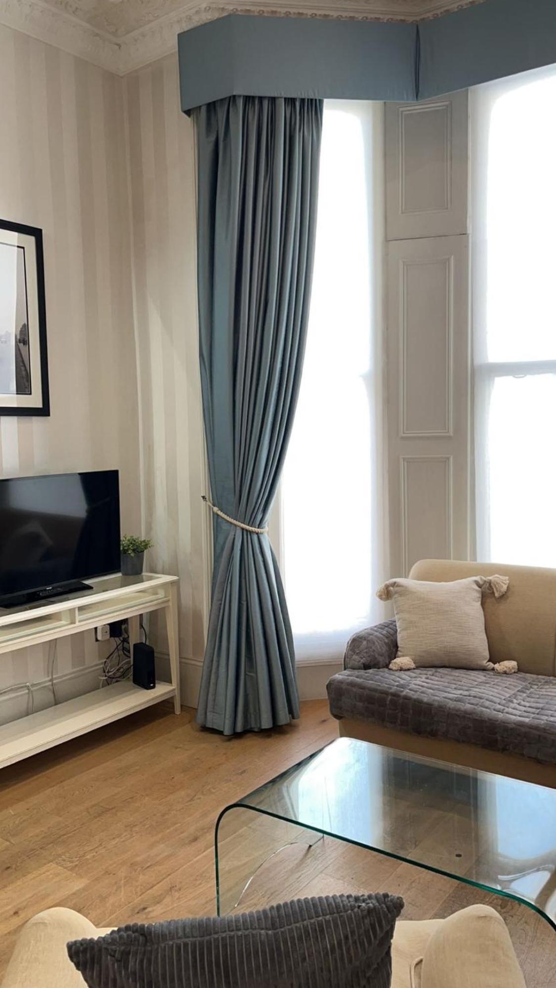 Kensington - Mezzanie Stylish Flat Apartment *