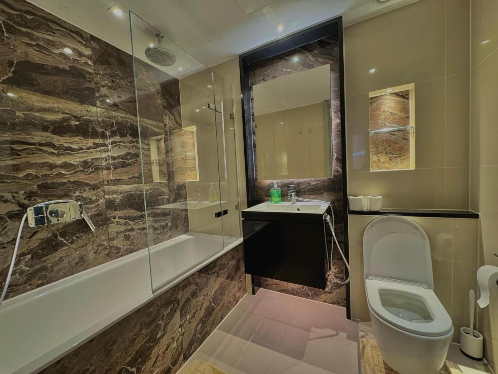 Oxford Street Apartment