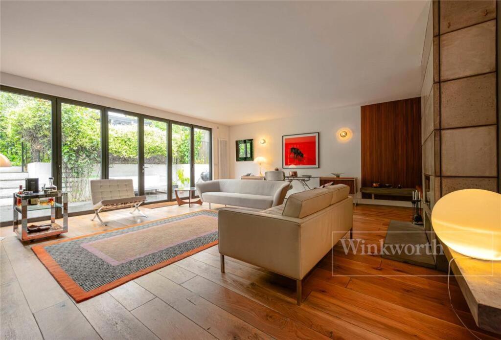 Mve Holiday home