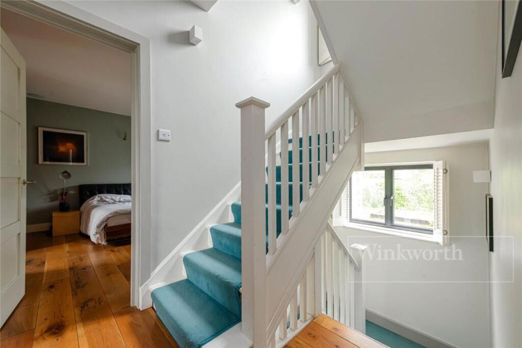 Mve Holiday home London