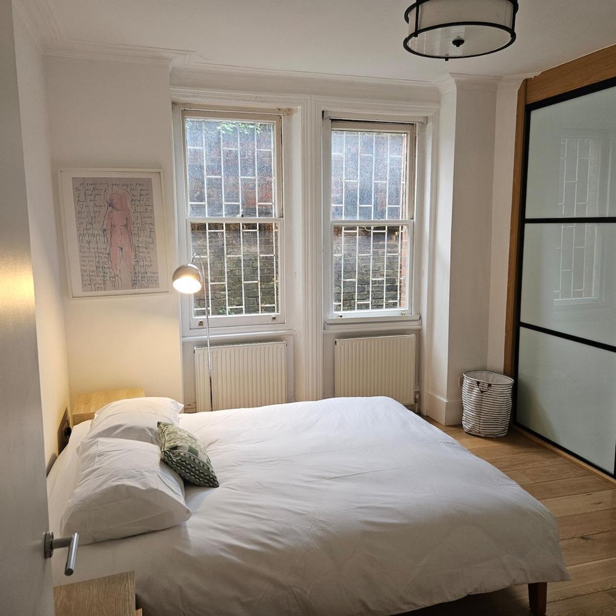 Spacious 3 Bedroom In Maida Vale Apartamento