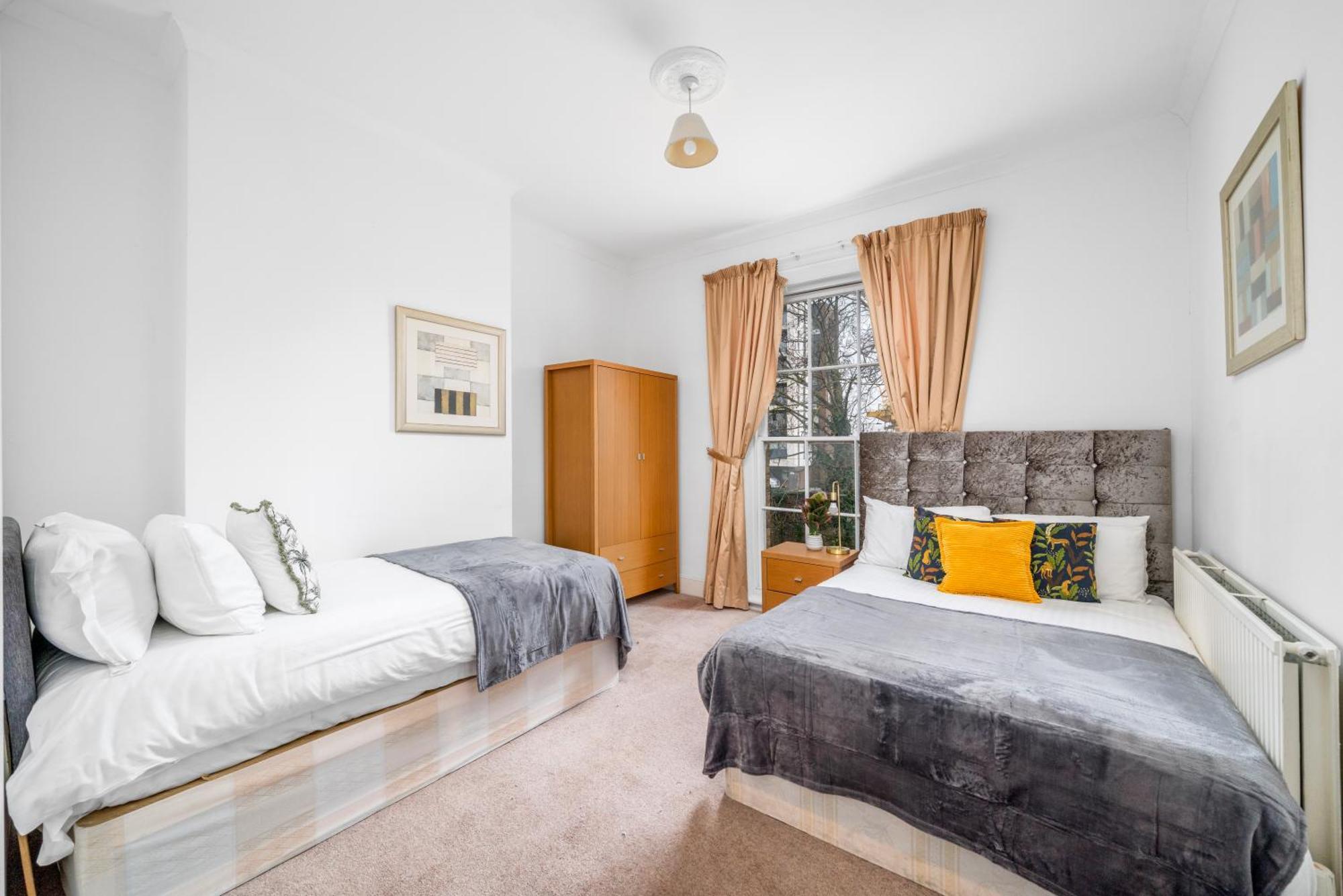 Comfort And Space In Canary Wharf With Easy Access To Excel, O2 Arena And Airport * Londen