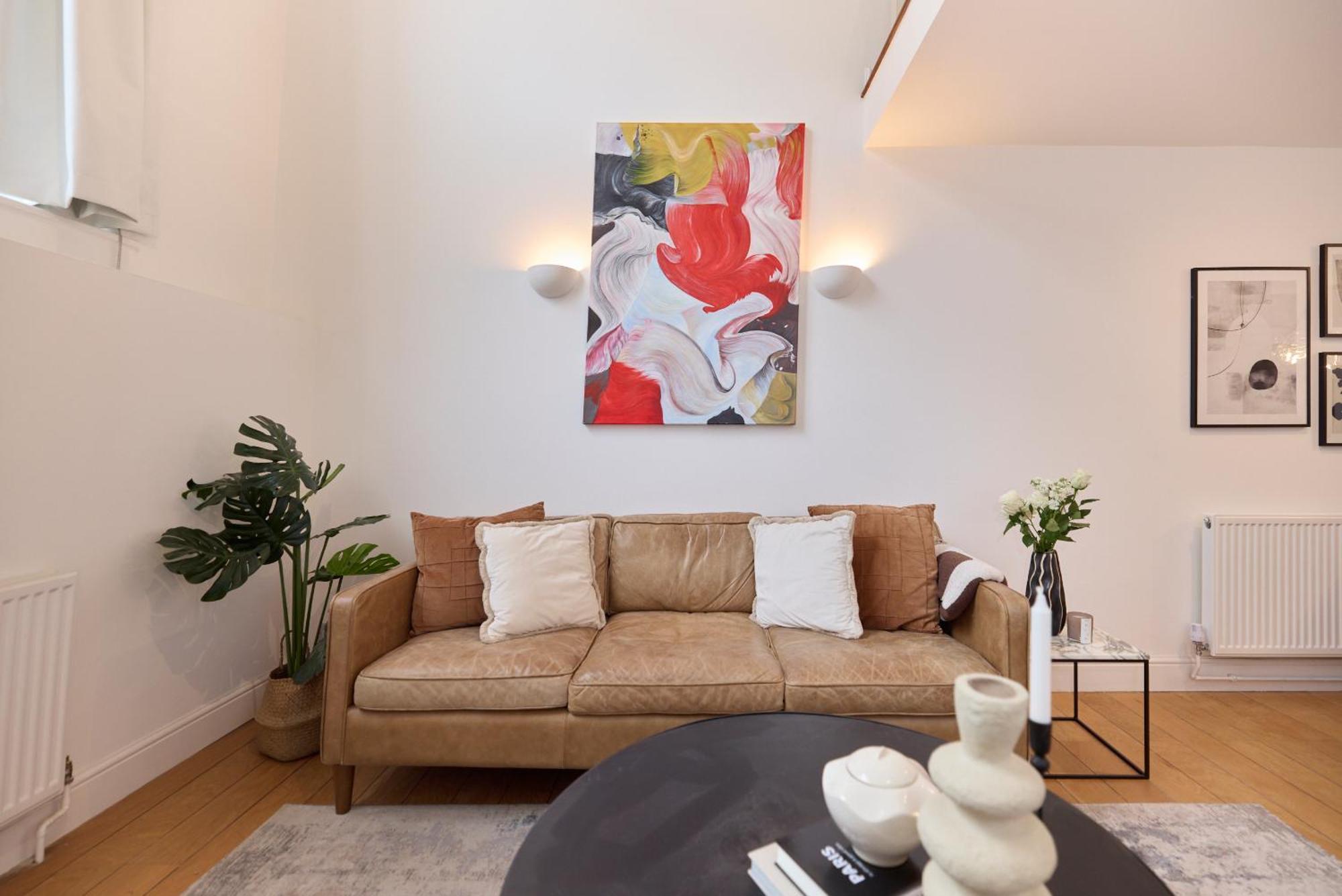 The Violet Hill Haven - 3bdr With Garden Apartment London