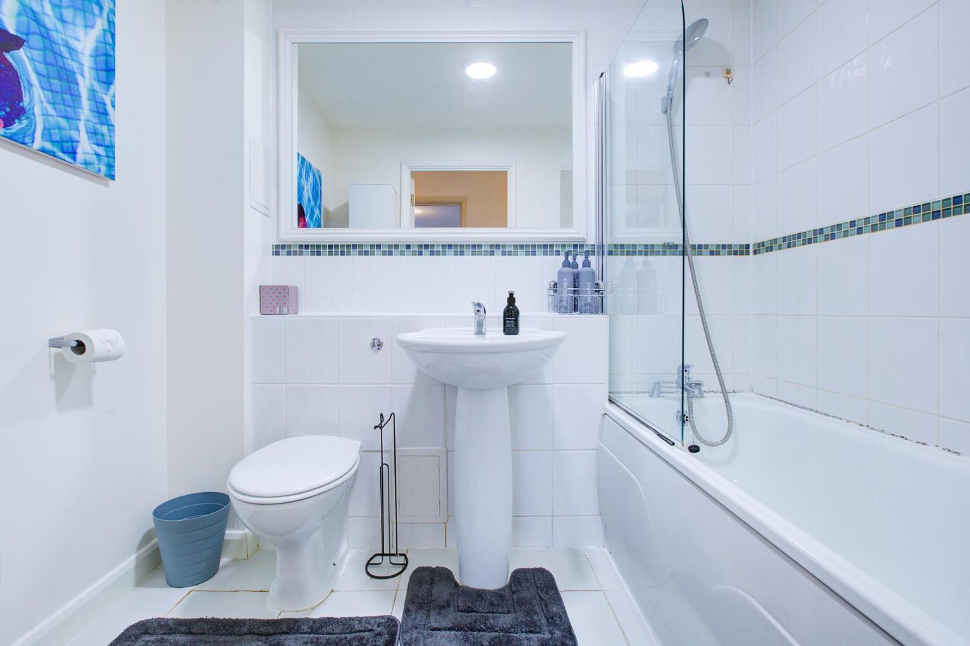 2 Bedroom Flat Near Westfield, Hospital, Stadium & Uni Londres