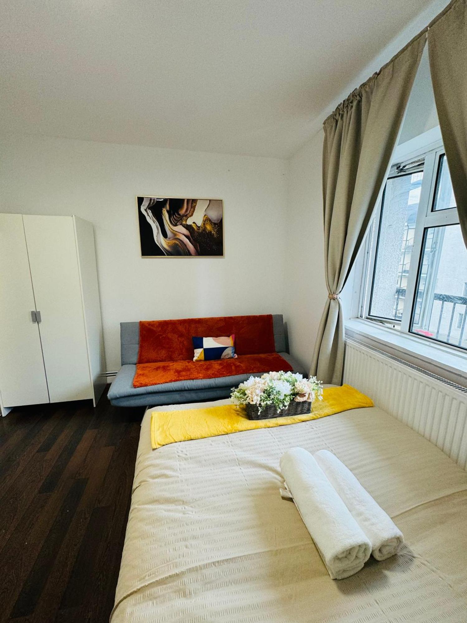 Apartment Lovely 1bedroom For 6ppl In Whitechapel, 1min Away To Dlr Station