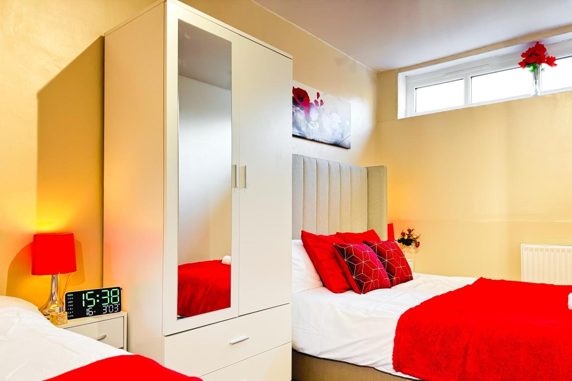 Irongate House By Smart Corporate Holiday home London