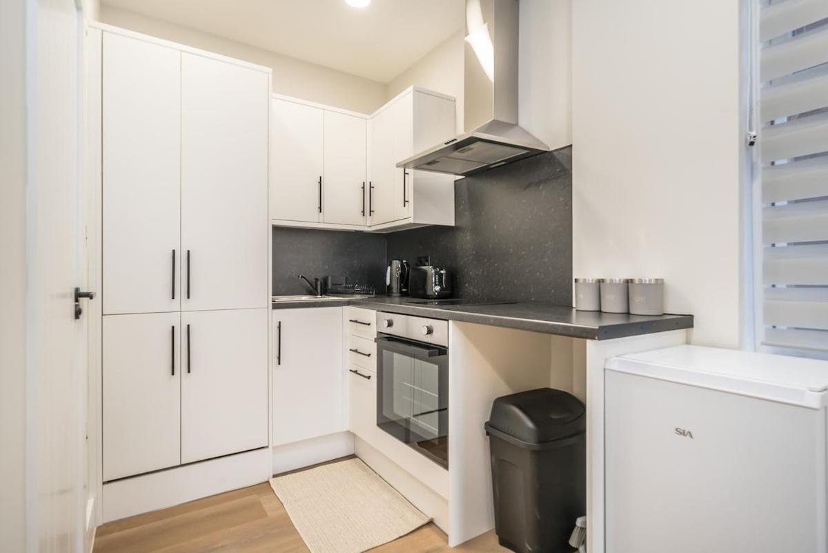 Royal Docks Cozy Flat C Apartment *