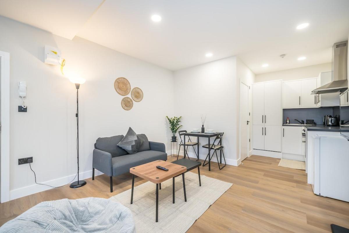 Royal Docks Cozy Flat C *
