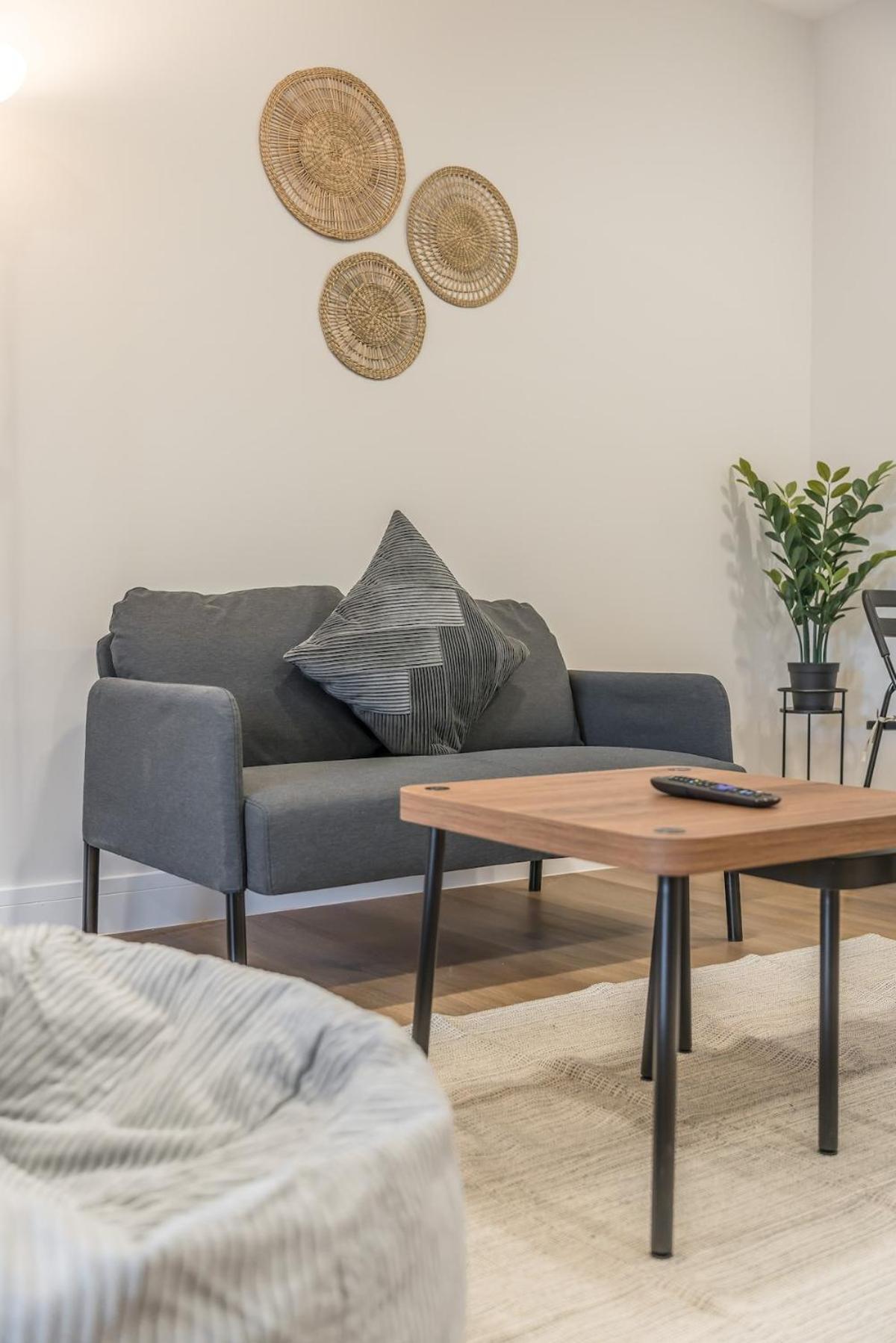 Royal Docks Cozy Flat C * London