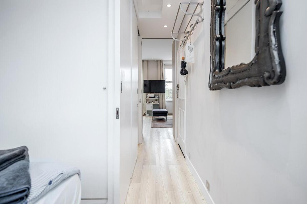 Bright 2-bedroom Flat In Chelsea Apartment