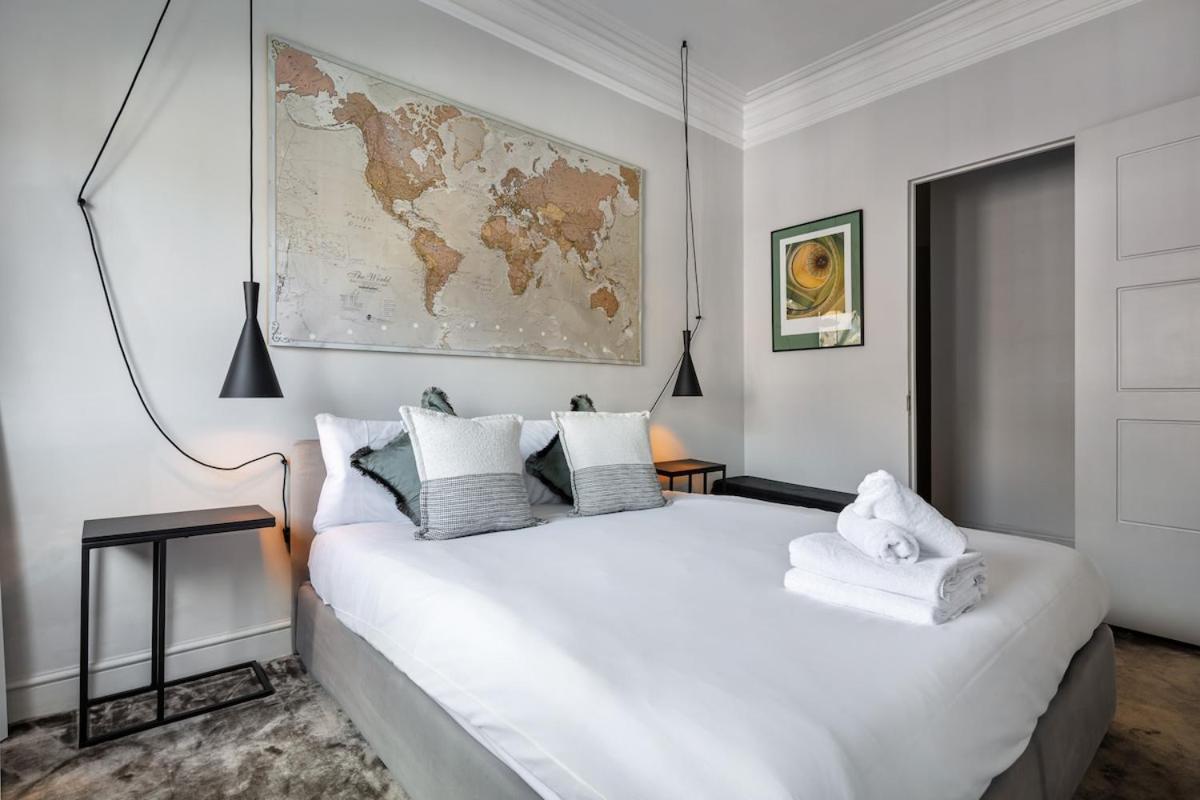 3bed Design Gem In Kensington * London