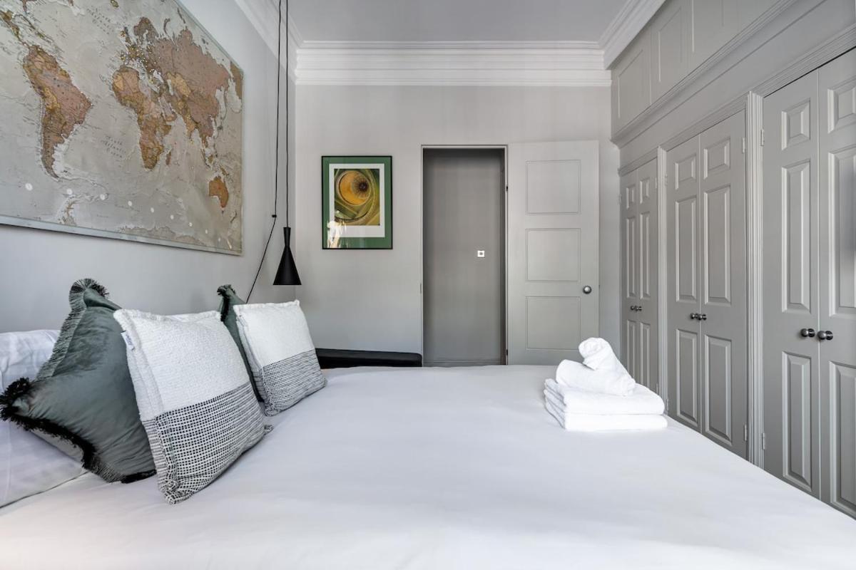 3bed Design Gem In Kensington Apartment
