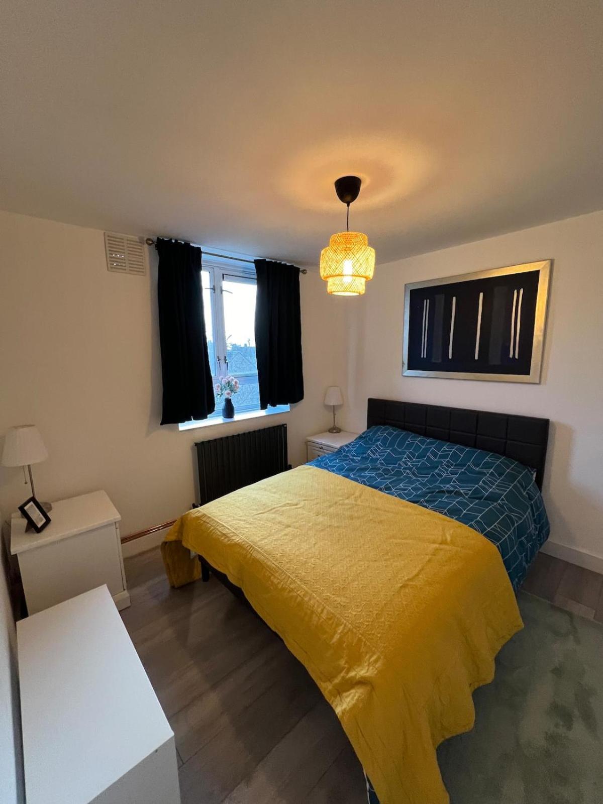 Amazing Location 2 Bed Swiss Apartment