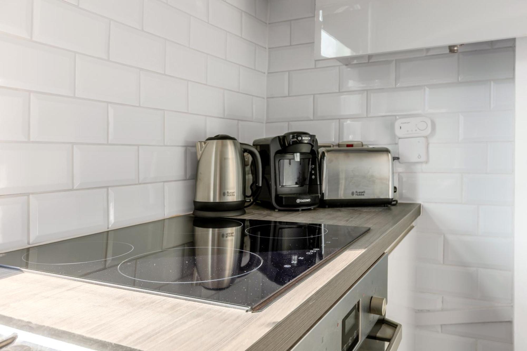 Exquisite Studio, 3mins To Elephant & Castle Tube! Apartment London