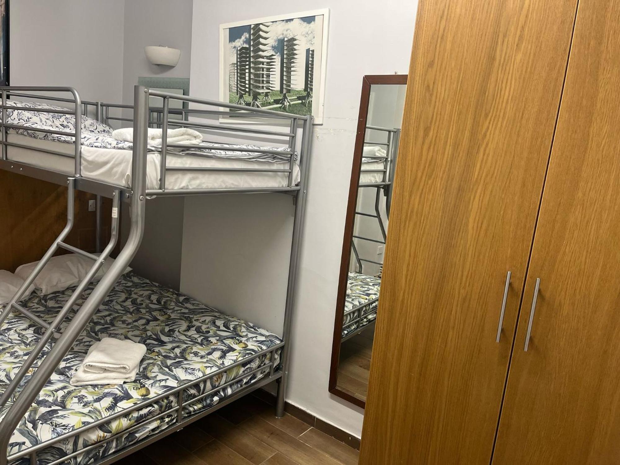 Hostel Atlas *