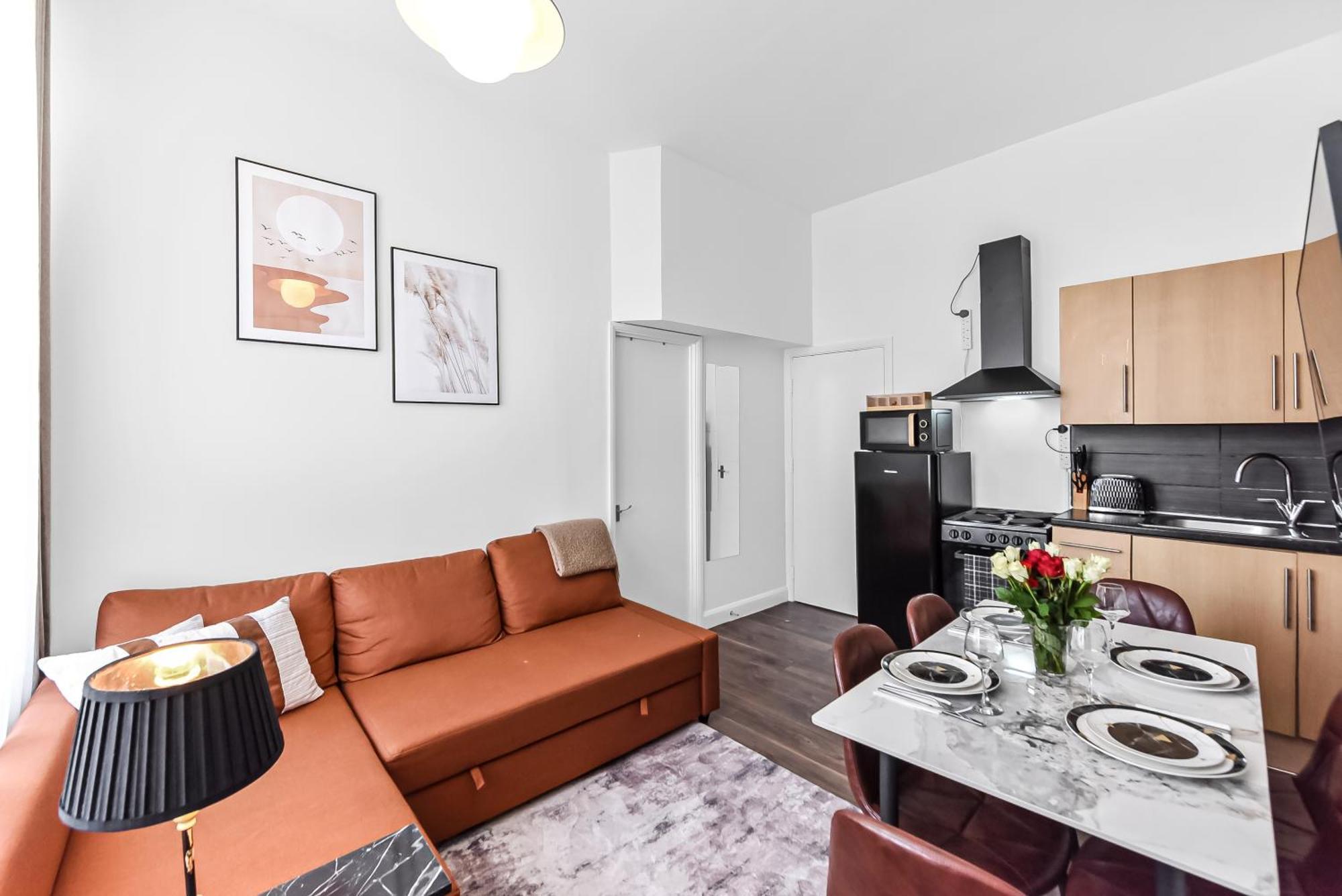 Prime Location In Camden 4 Mins To Kings Cross, 1 Mins To Euston Londen