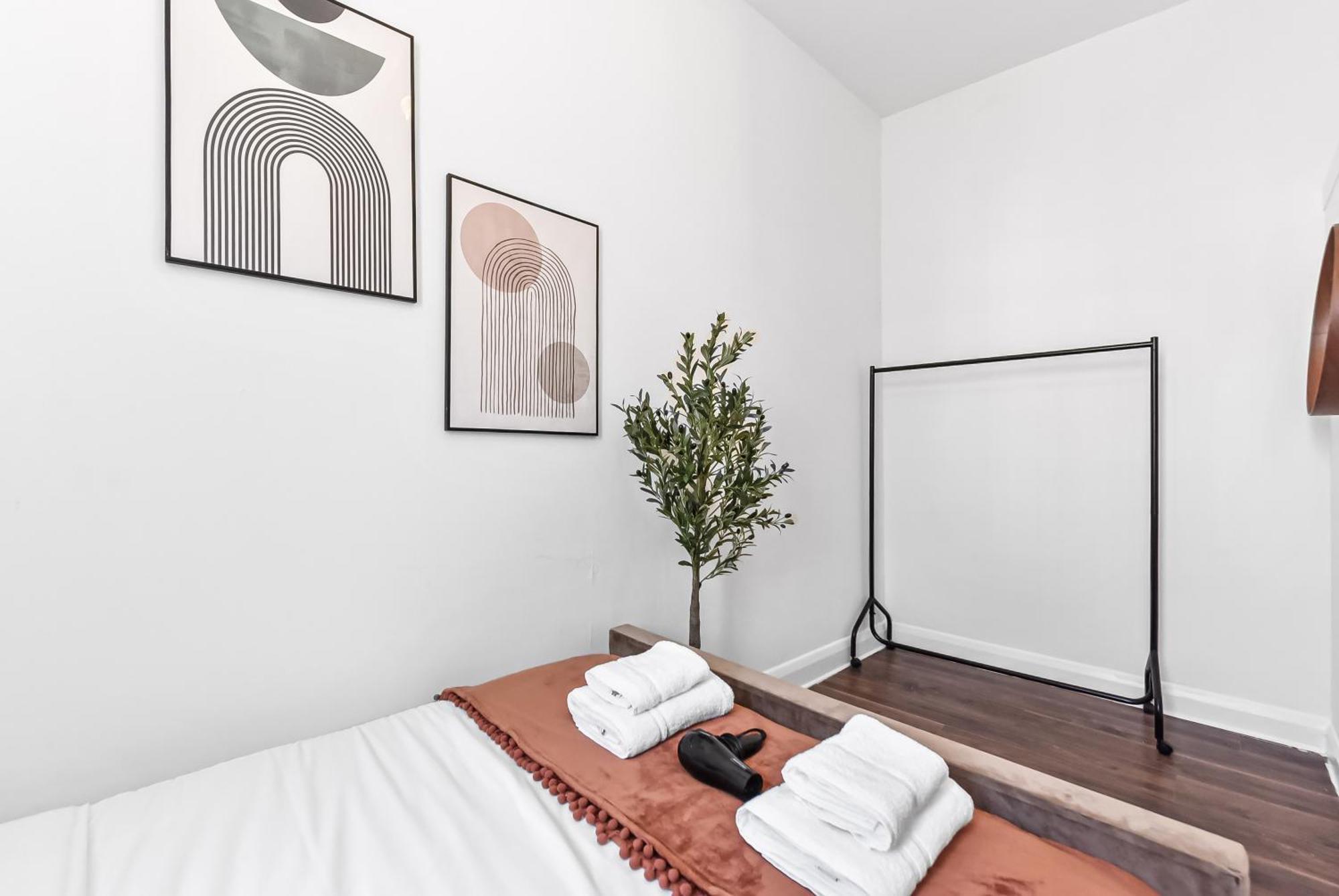 Prime Location In Camden 4 Mins To Kings Cross, 1 Mins To Euston Appartement Londen