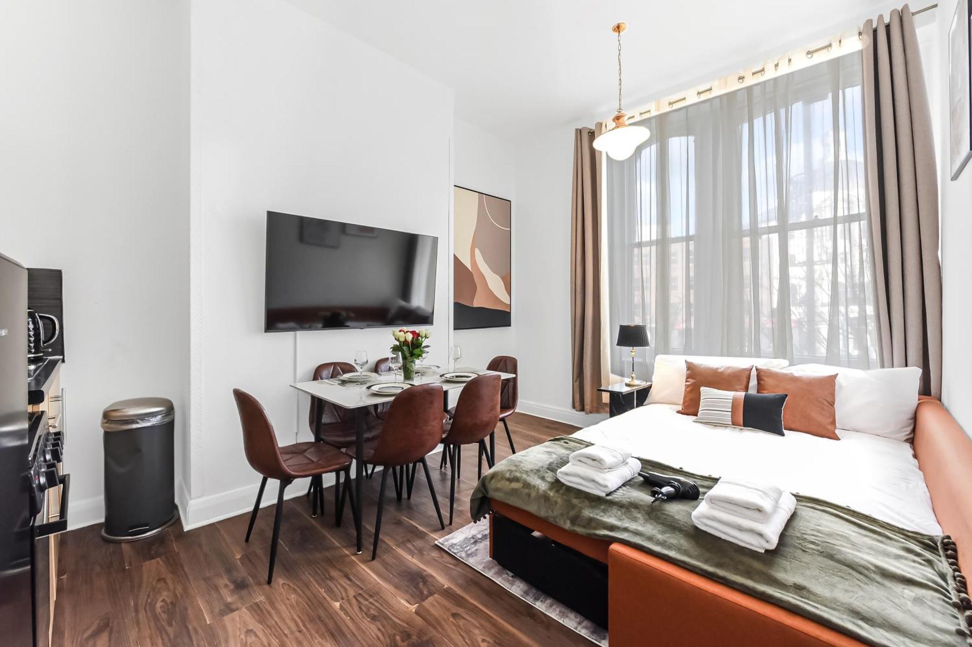 Appartement Prime Location In Camden 4 Mins To Kings Cross, 1 Mins To Euston Londen