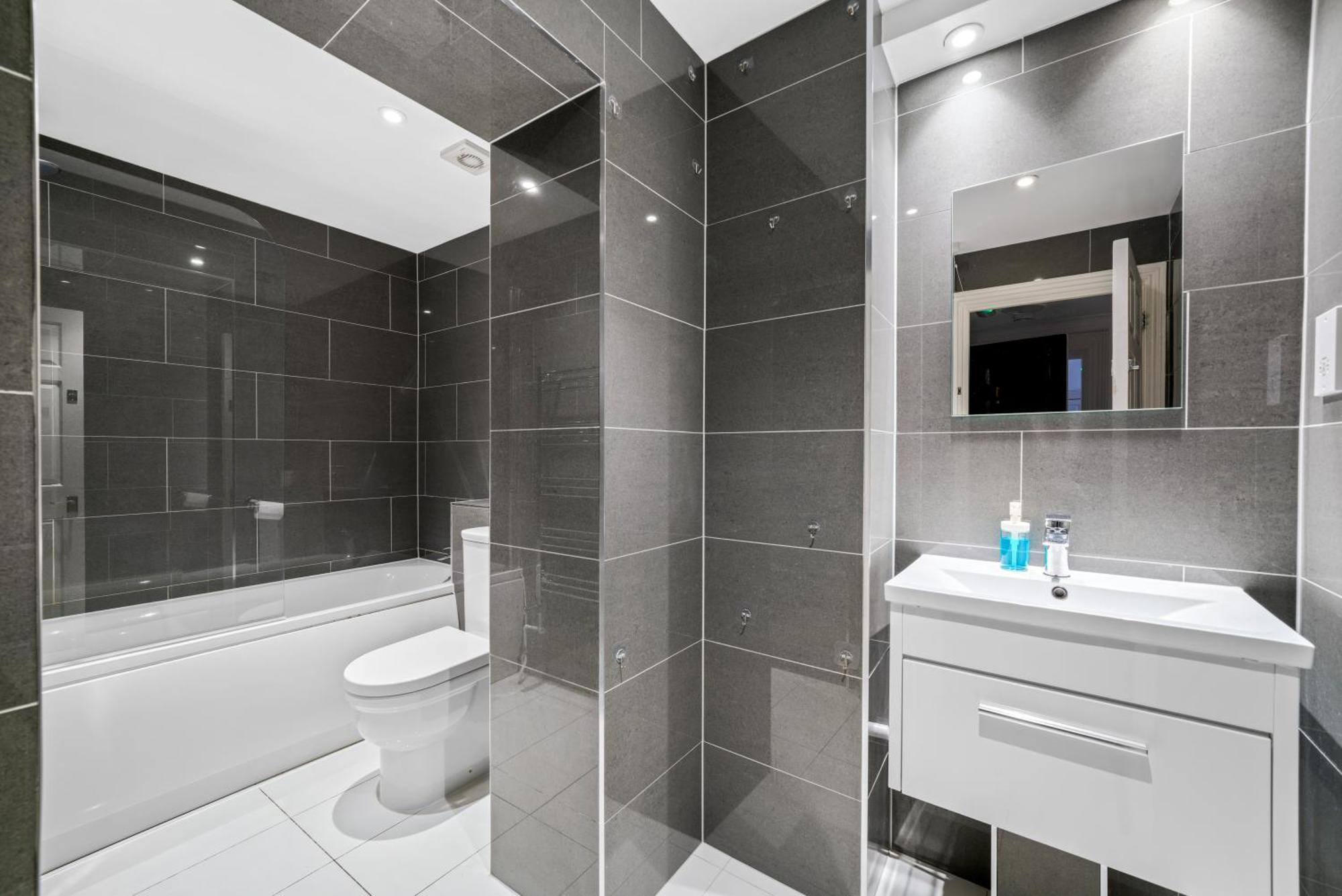 Comfort And Space In Canary Wharf With Easy Access To Excel, O2 Arena And Airport Appartement Londen