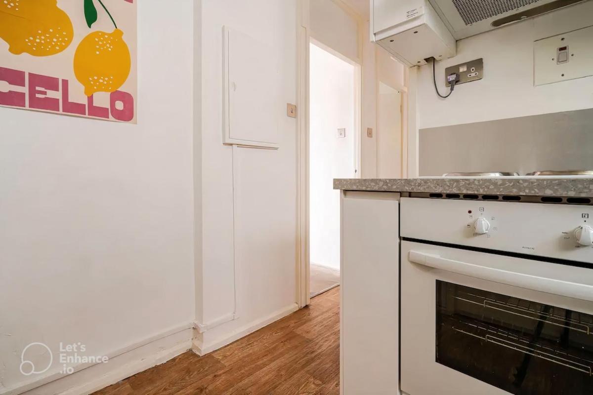 Apartment Skyline Loft Life In Old Street Up To 6 People!