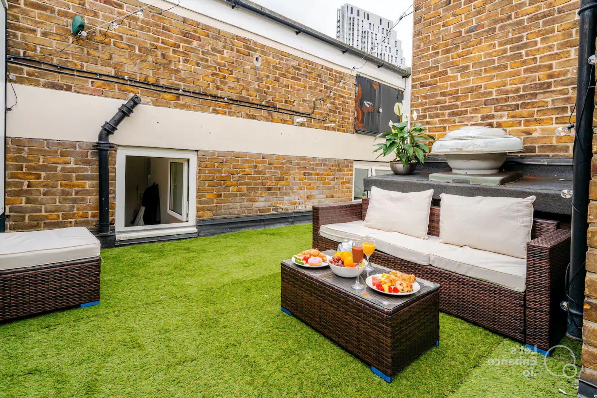 Apartment Rooftop By Keyhol Holidays