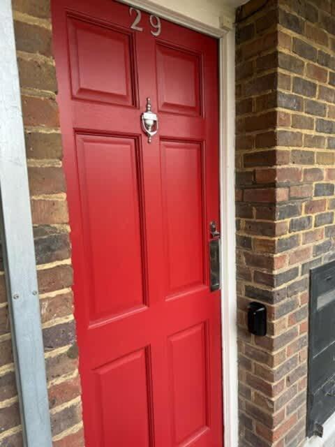 Spacious 2 Bed Duplex - Zone 1 - Workspace Apartment *