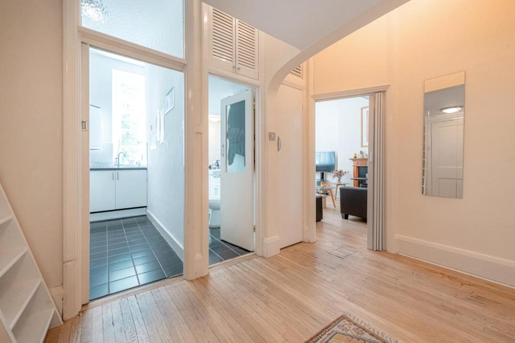Two Double Mezzanine In Paddington Appartement *