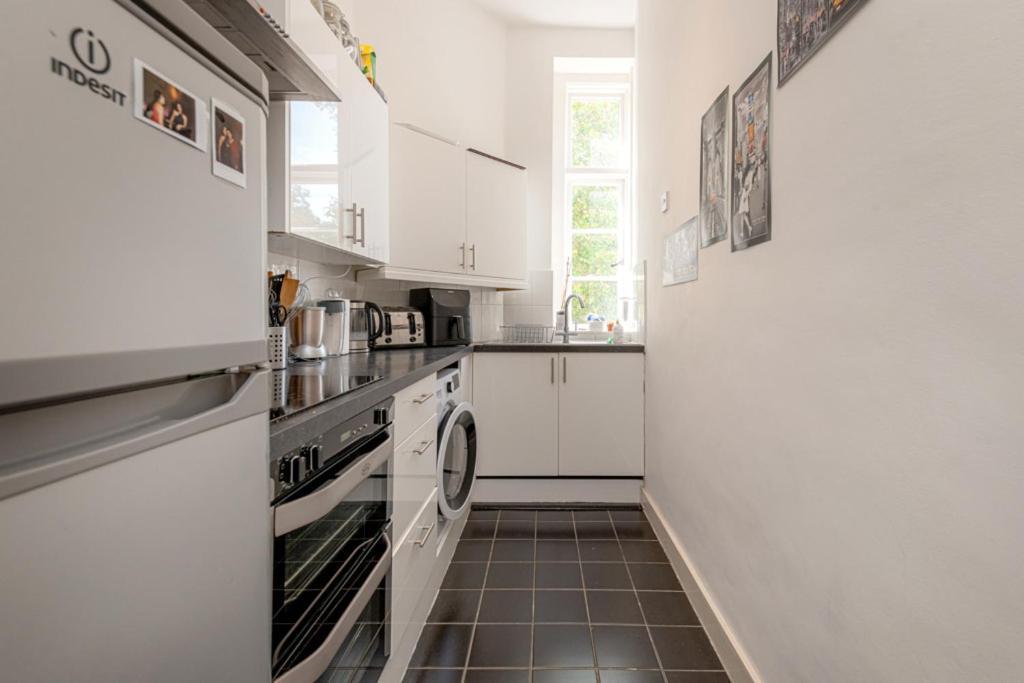 Two Double Mezzanine In Paddington * Londen