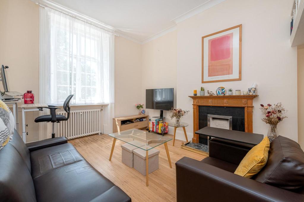 Two Double Mezzanine In Paddington * Londen