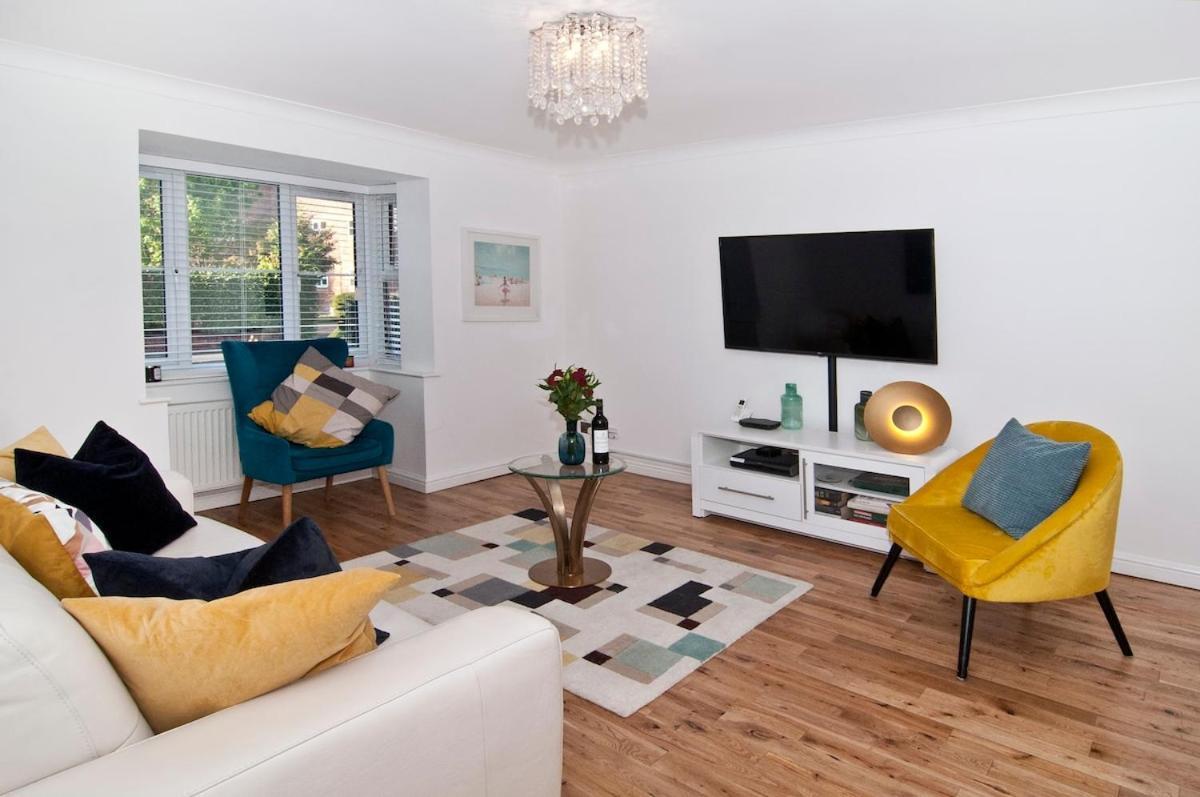 Luxurious Zone 2, One Stop Bridge! London