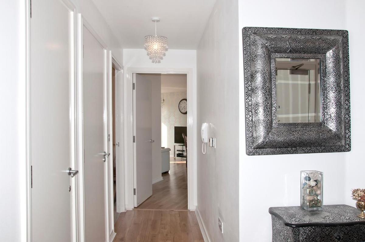 Apartment Great Location, Direct Links To Bridge!