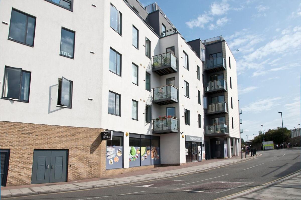 Great Location, Direct Links To Bridge!