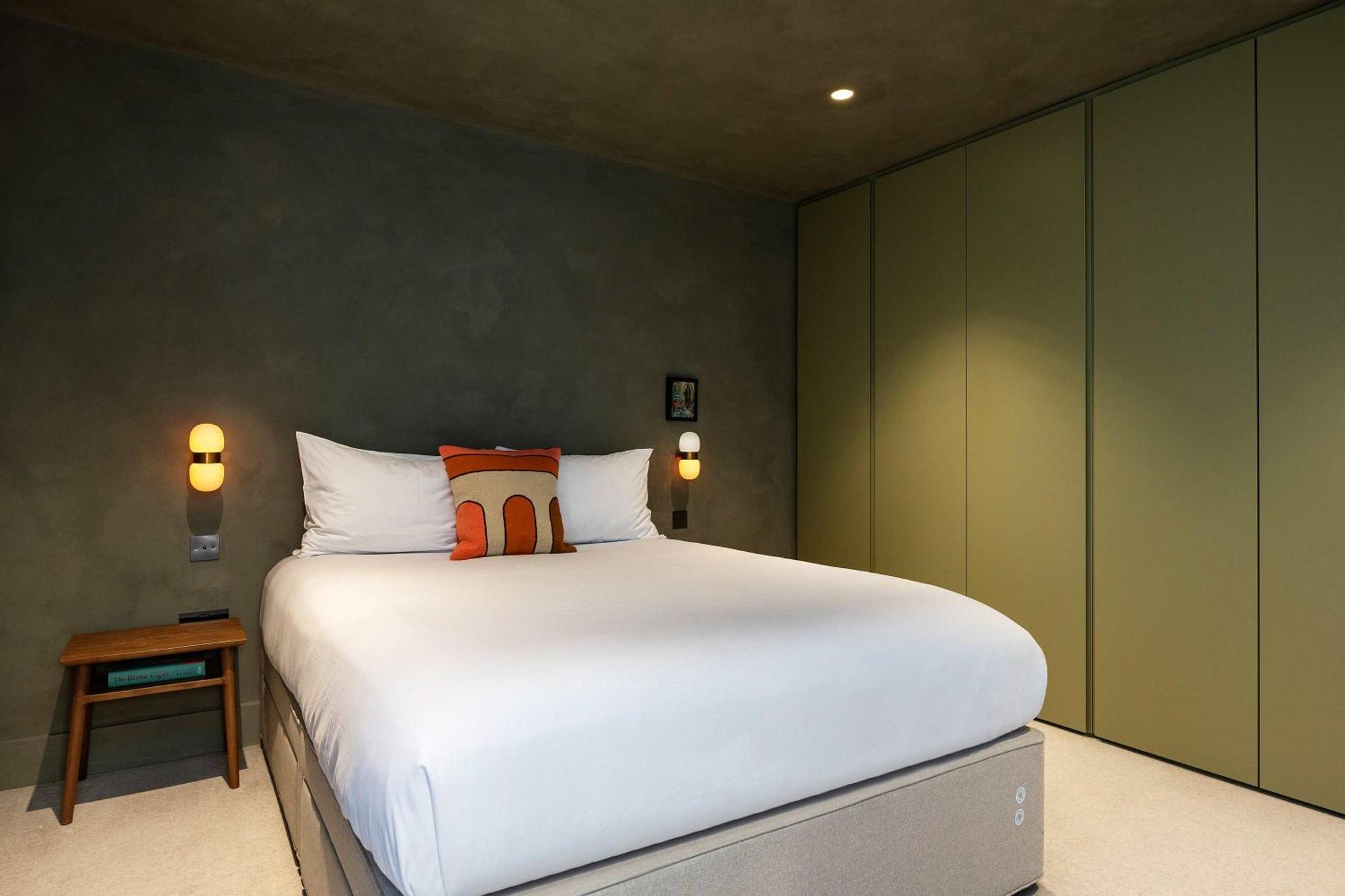 Apartment Veeve - De Beauvoir Hideaway
