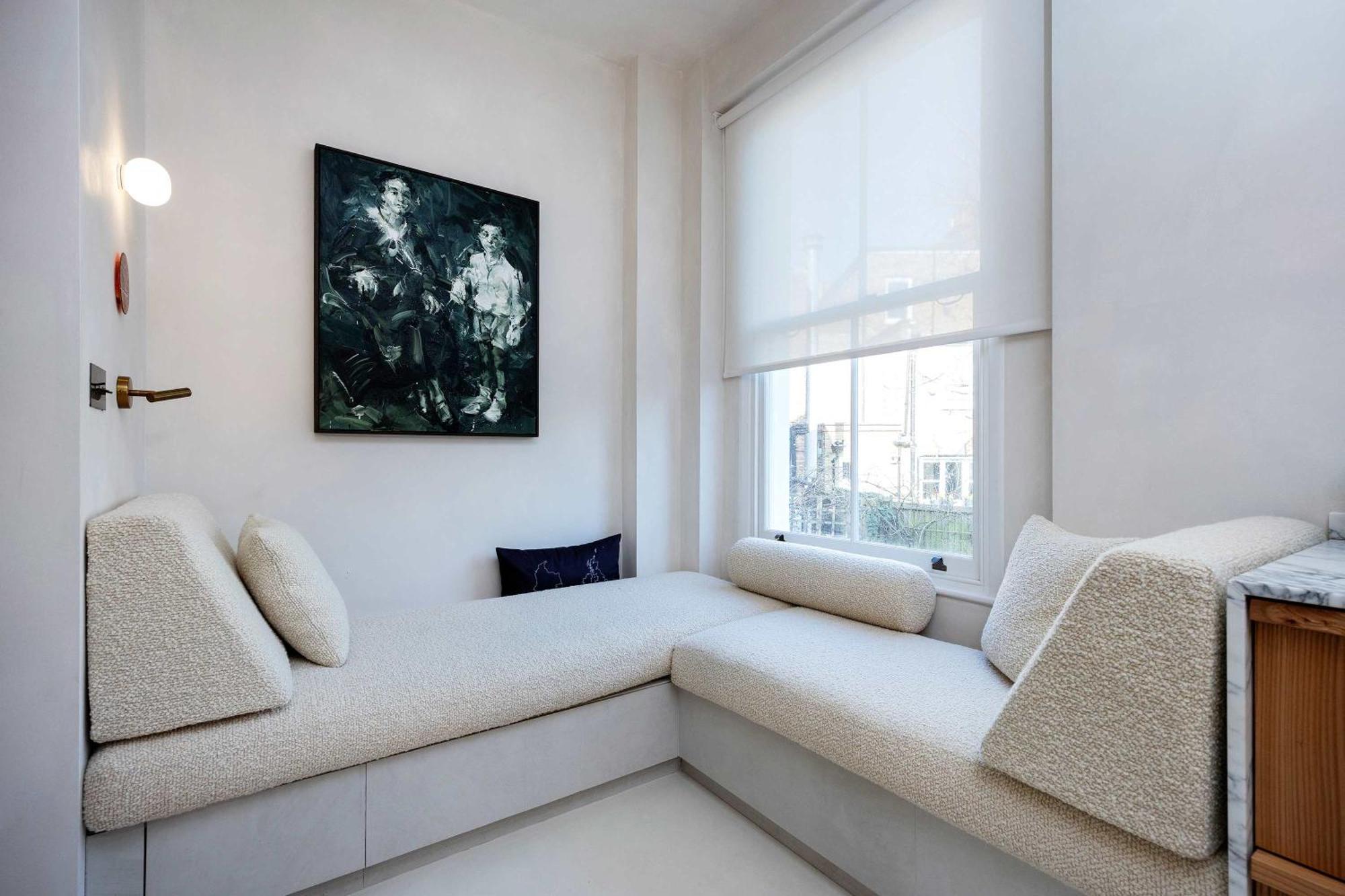 Veeve - De Beauvoir Hideaway