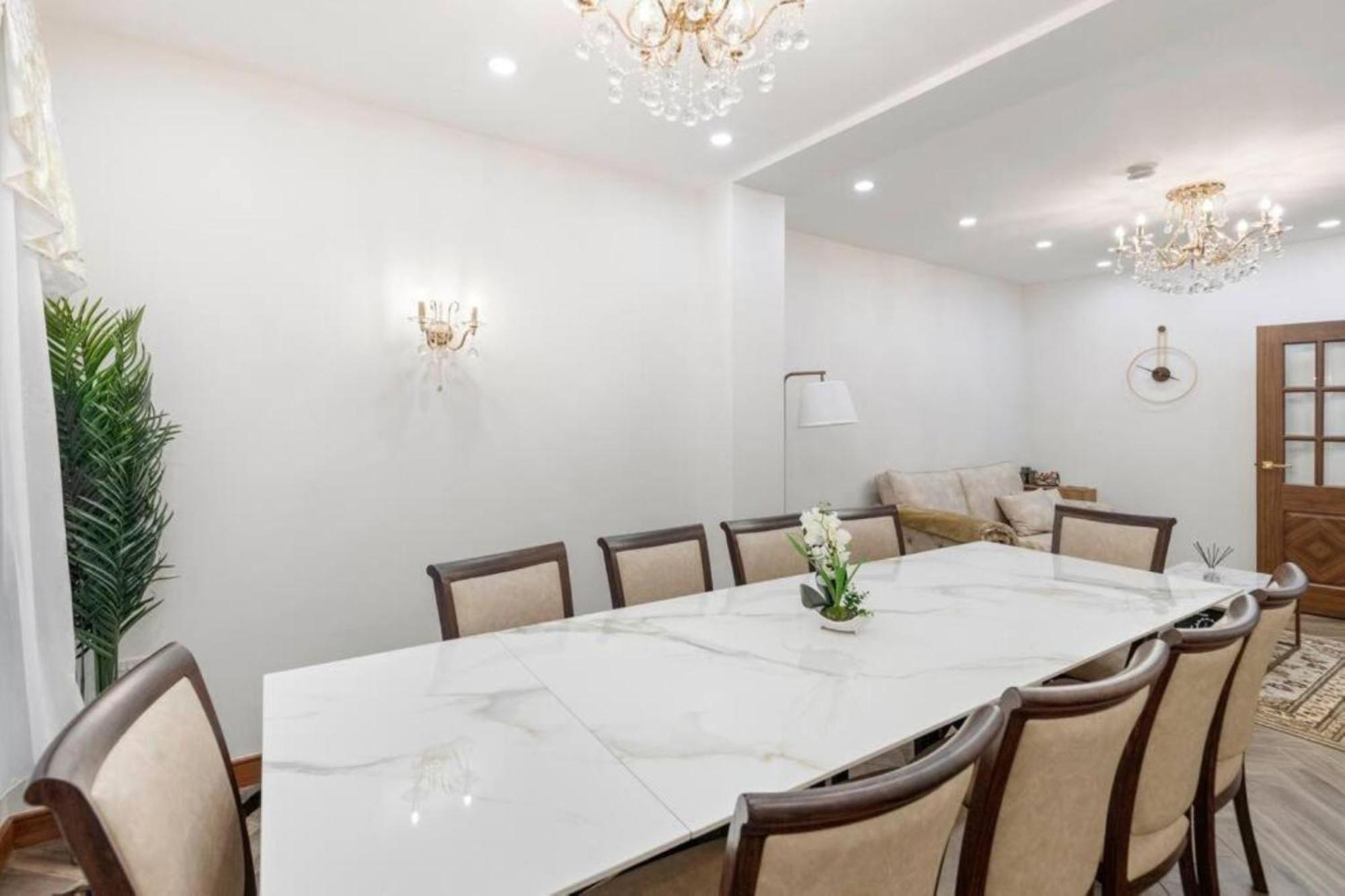 Metro Majesty 5-bedroom Gem In South Tottenham Apartment London