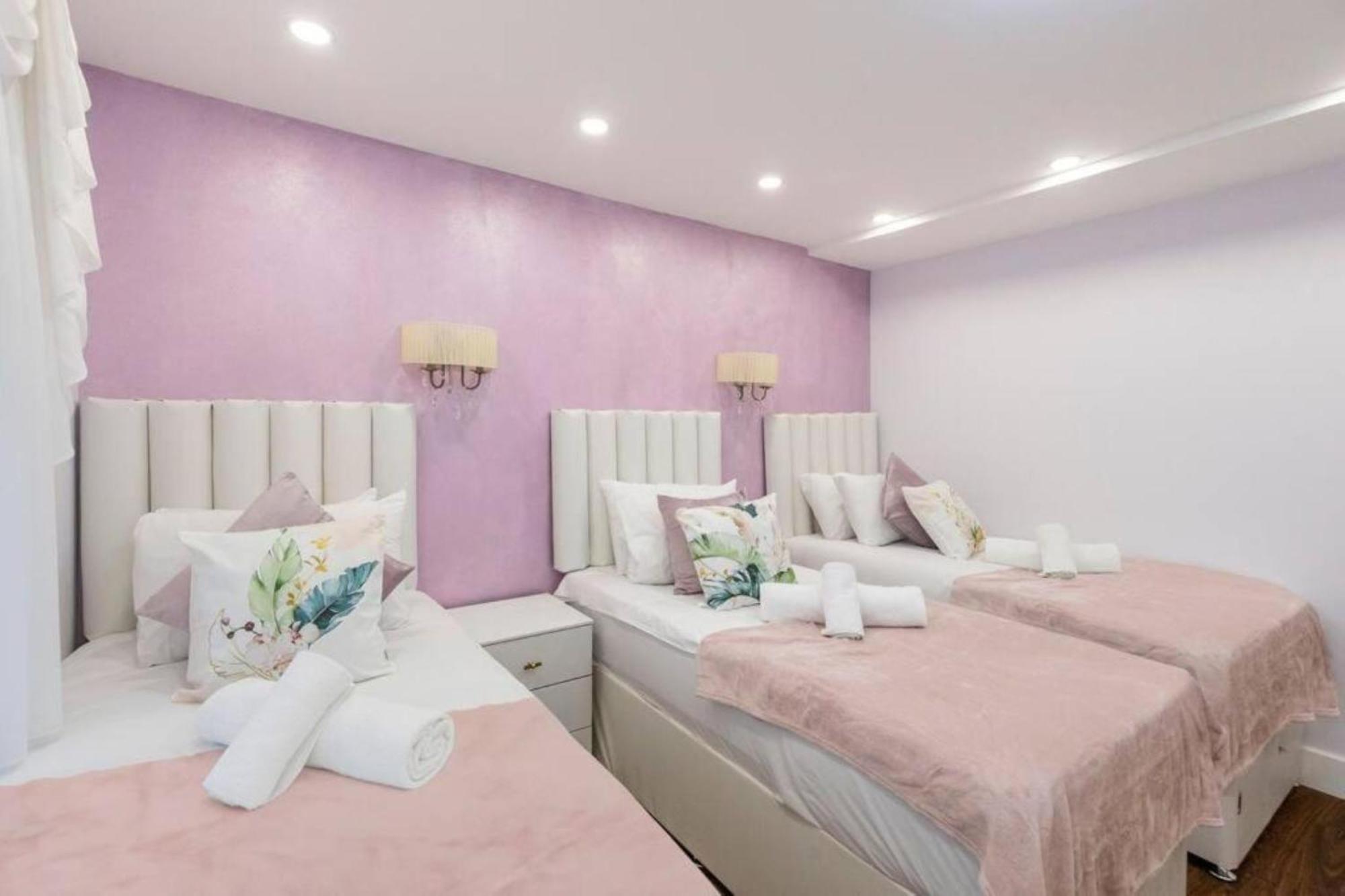 Metro Majesty 5-bedroom Gem In South Tottenham London