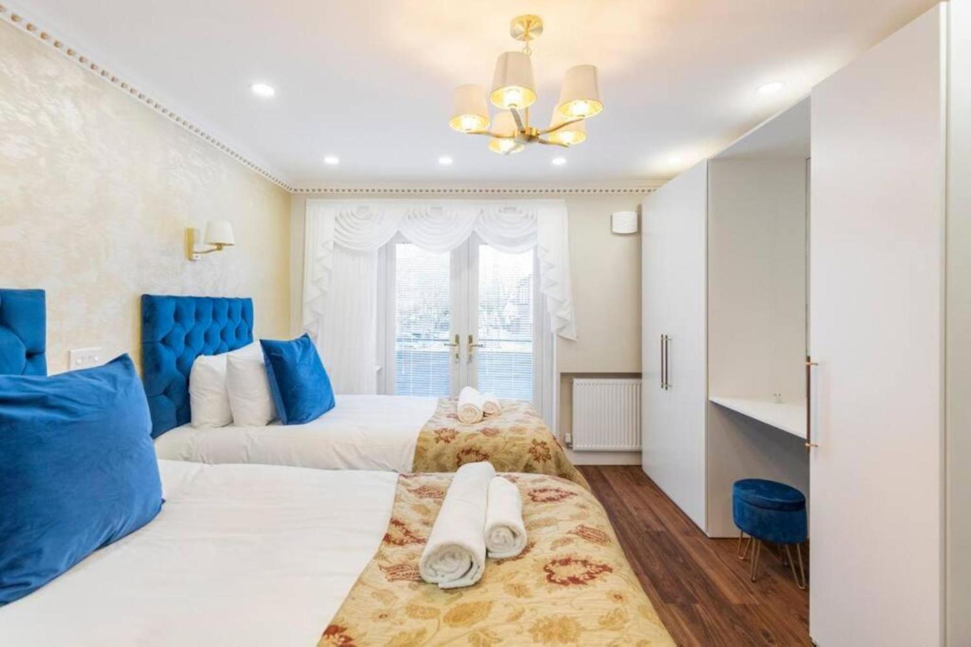 Metro Majesty 5-bedroom Gem In South Tottenham Apartment *