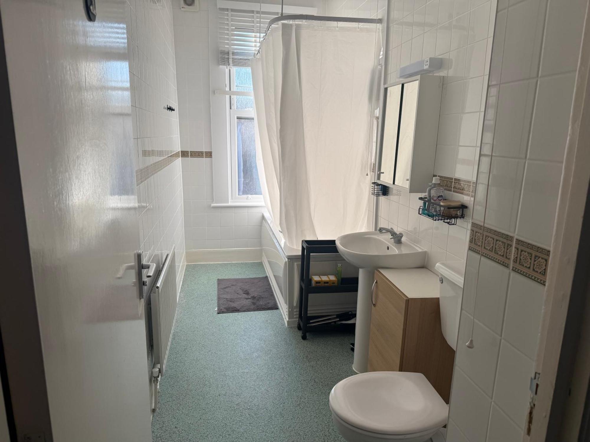Spacious 1 Bed London