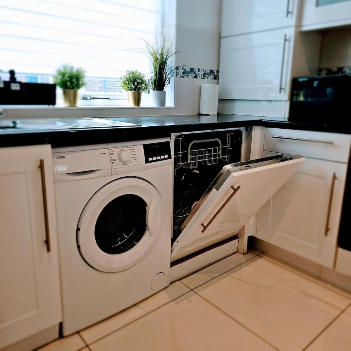 5-star Luxury, Secret Harry Potter & Garden! * London