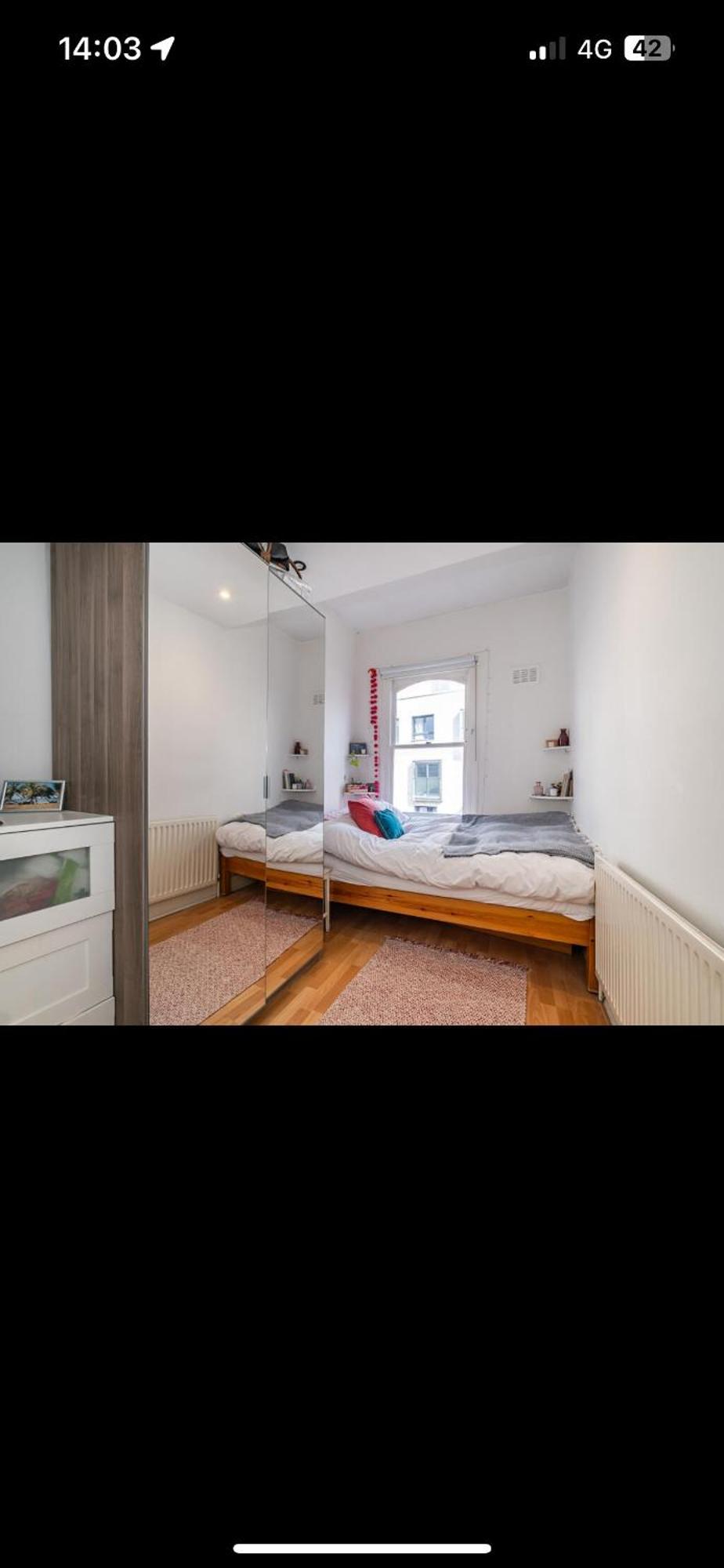 Sunny Roof Terrace 3 Bed Clapham Apartment *