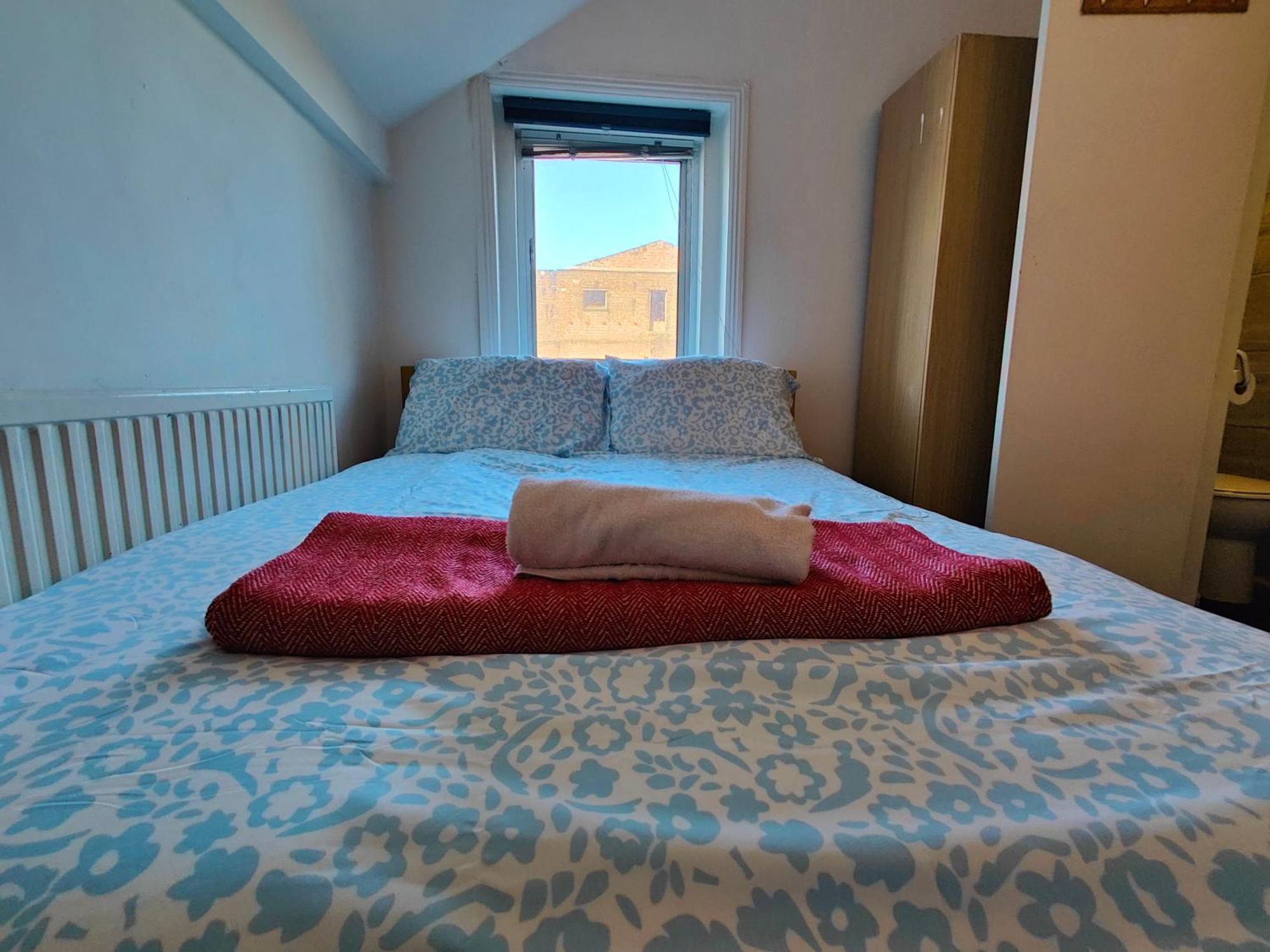 Large House In London's Trendiest Area * London