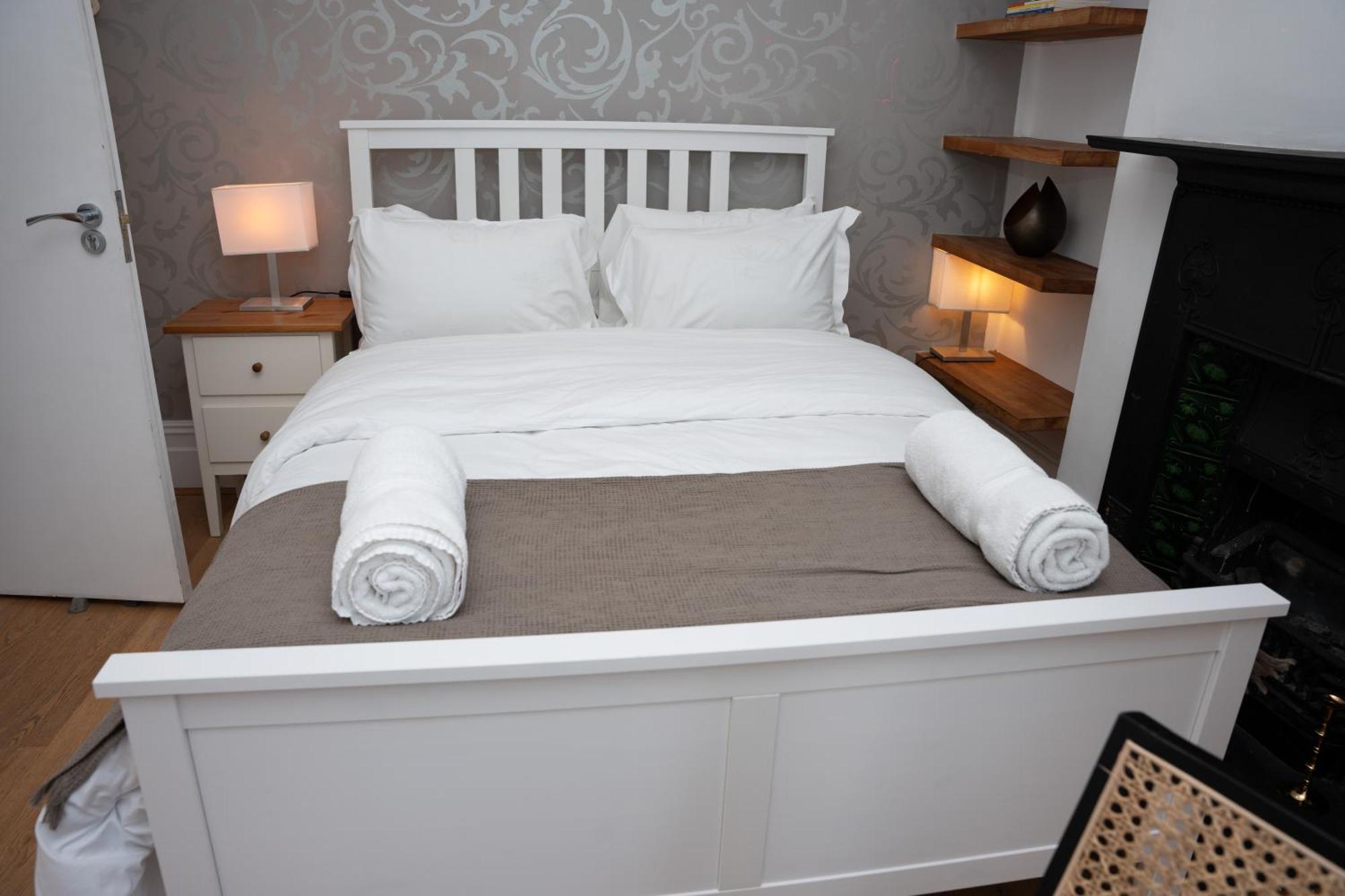 Cosy In Fulham Broadway Guest house London