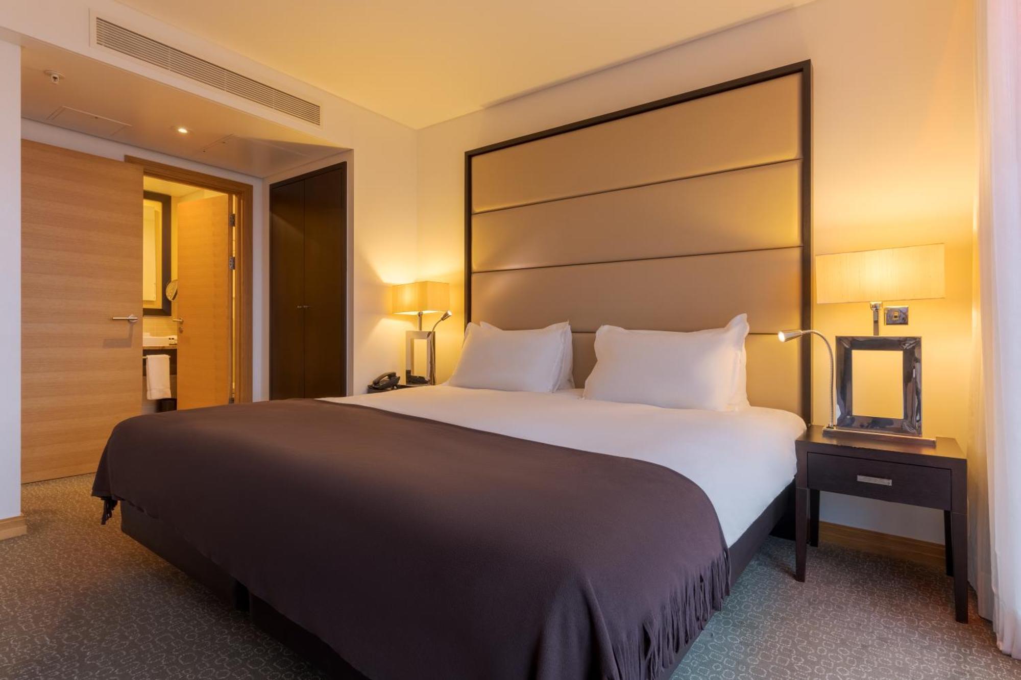 Hotel Pestana Chelsea Bridge Y
