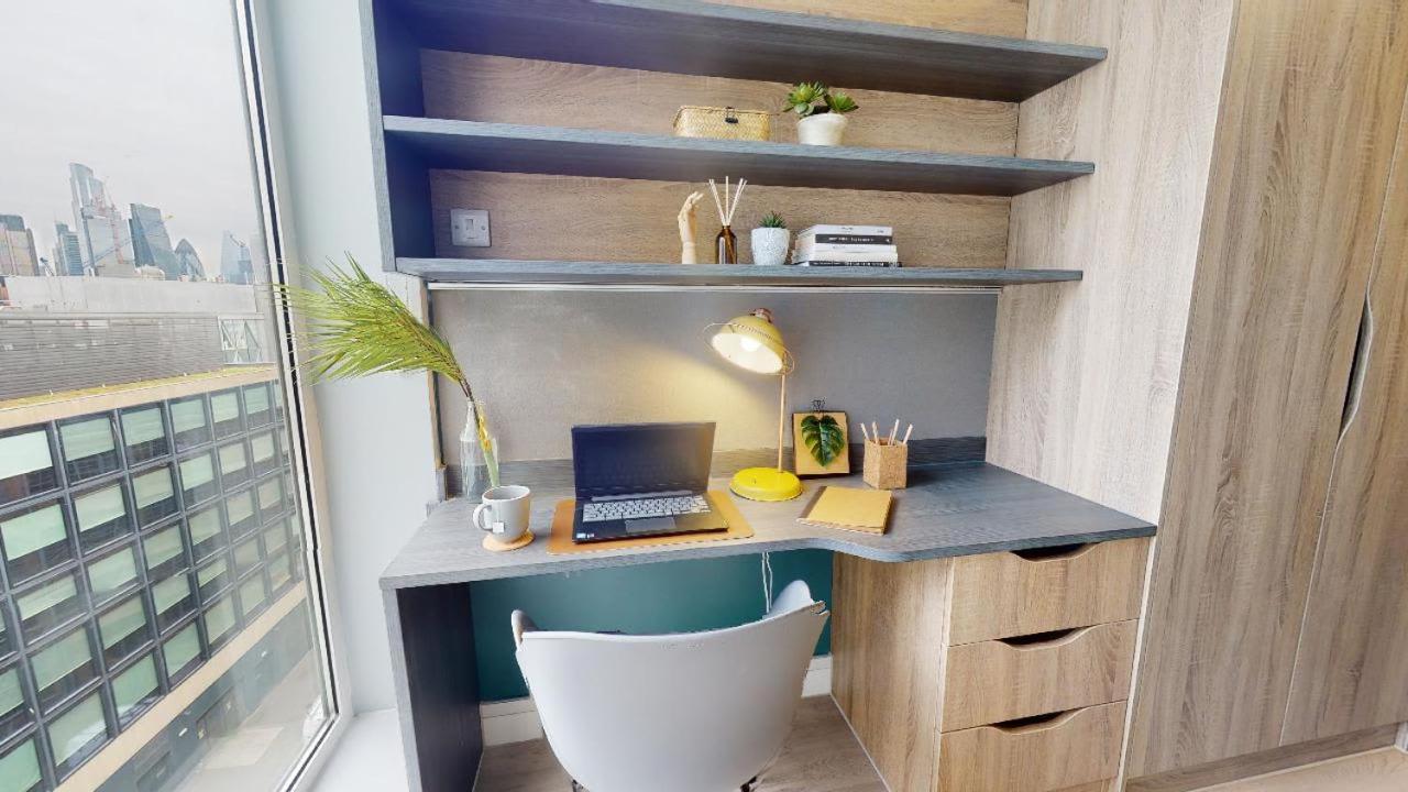 Apartment At Iq Bankside In