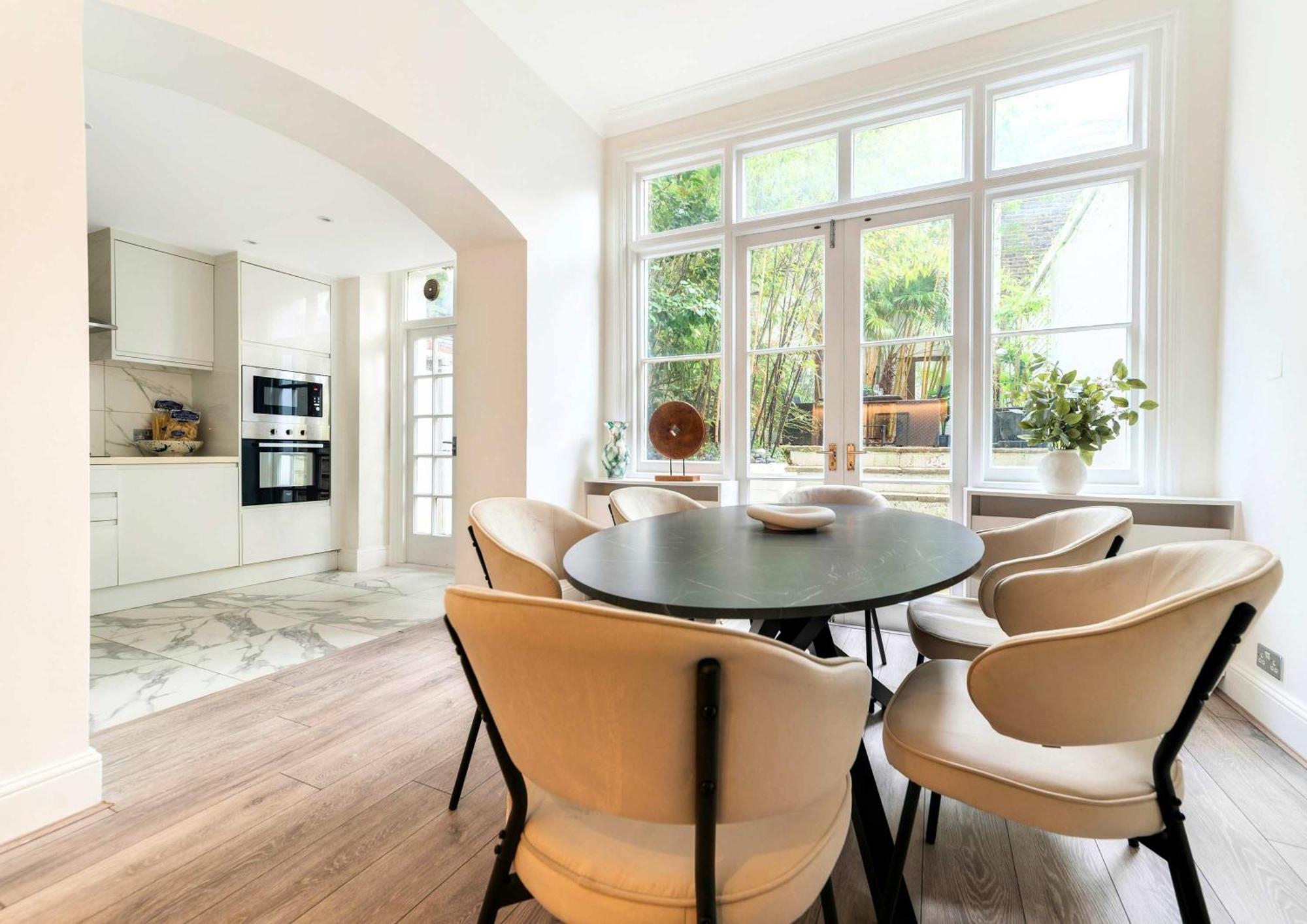 Premium South Kensington Serviced By Madestays London