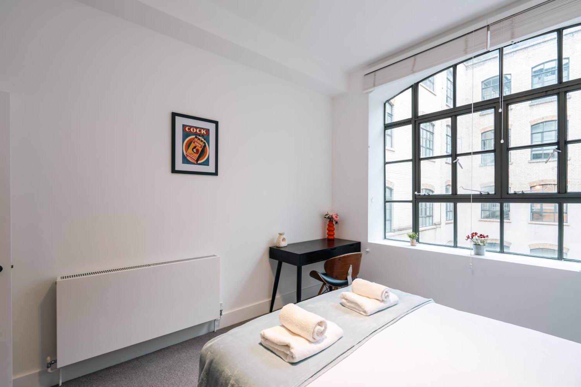 Apartment Stylish 2-bedroom Flat With Balcony In Clerkenwell