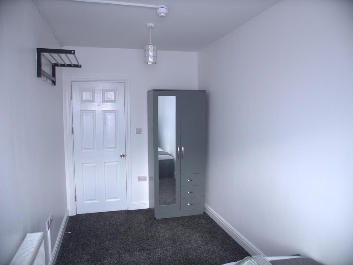 Stylish 4 Bd Ft Ldn Parking *