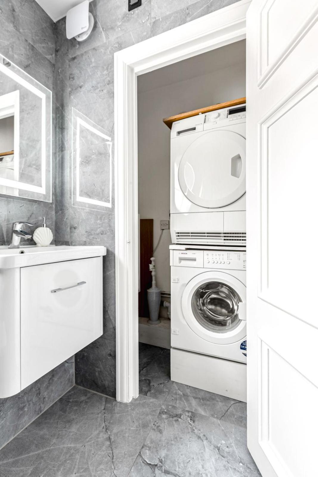 Luxury 2bed 2bath Marylebone * London