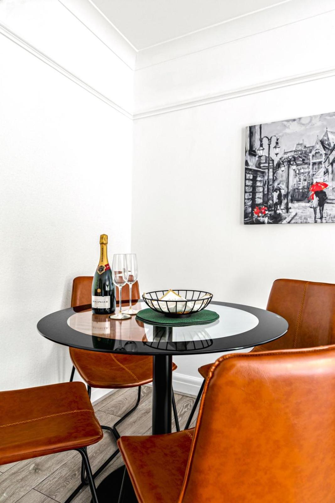 Luxury 2bed 2bath Marylebone London