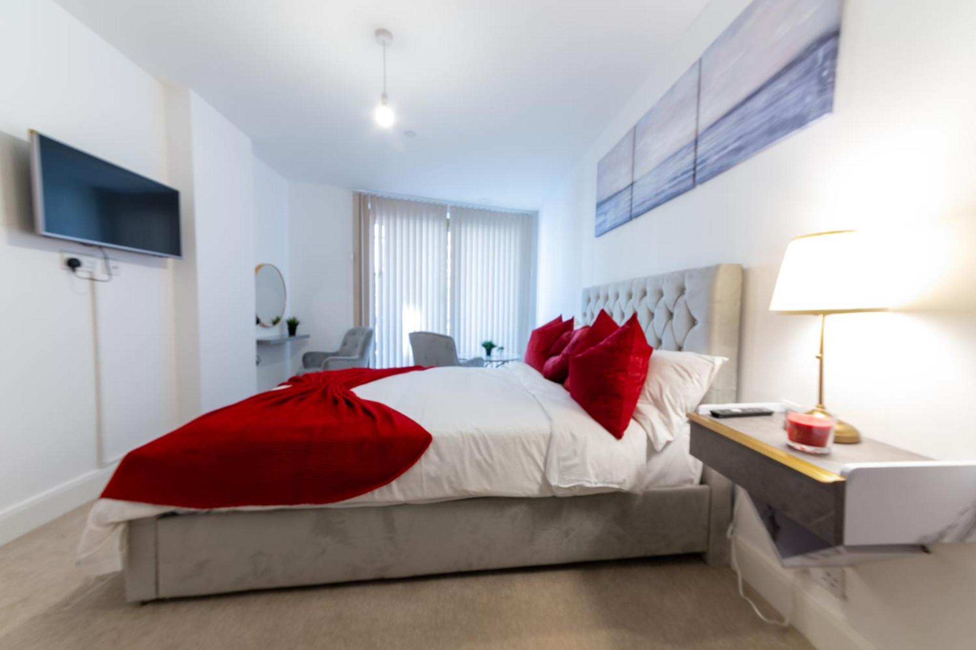 Luxe Retreat 5 * London